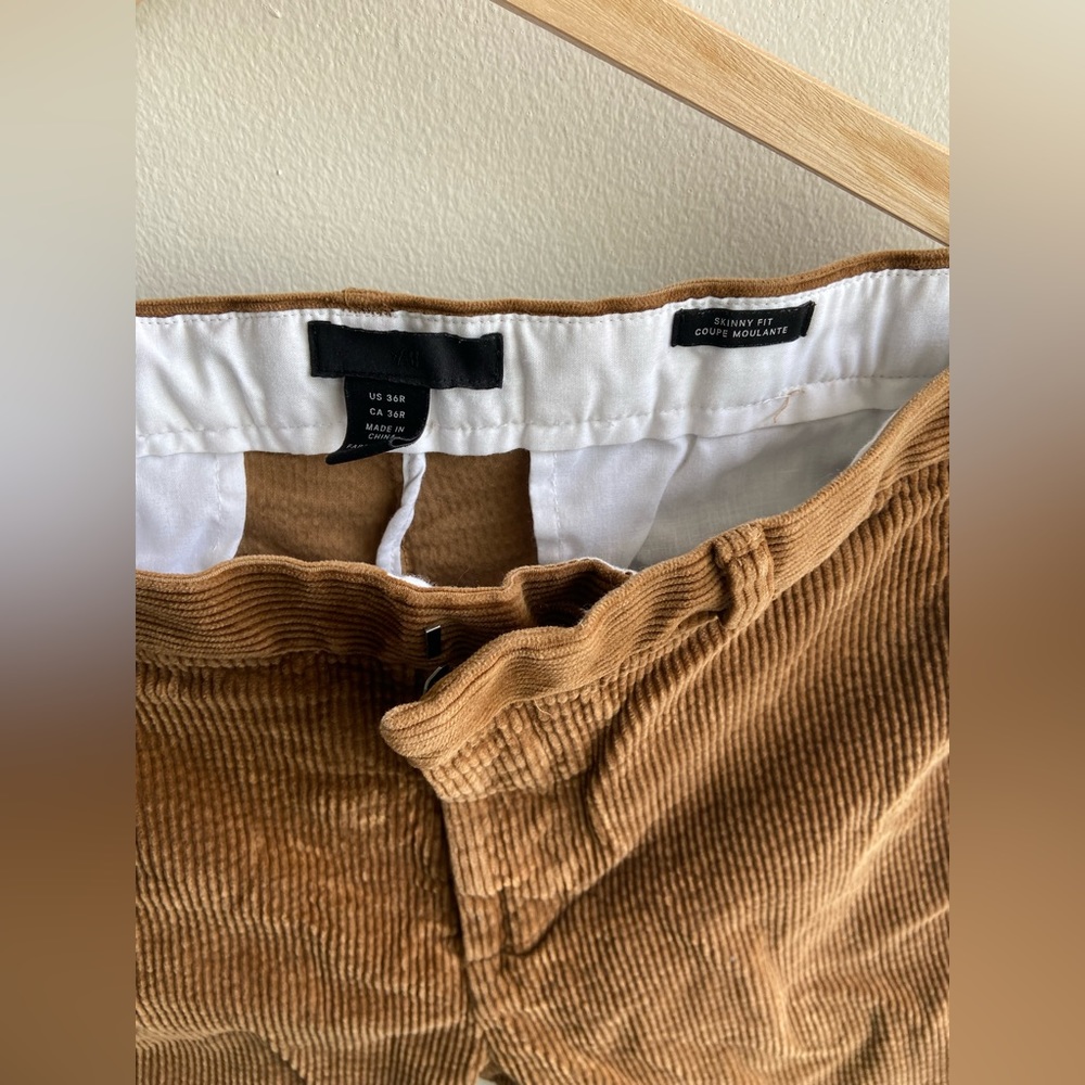 H&M corduroy pants, Size 36, Skinny fit.